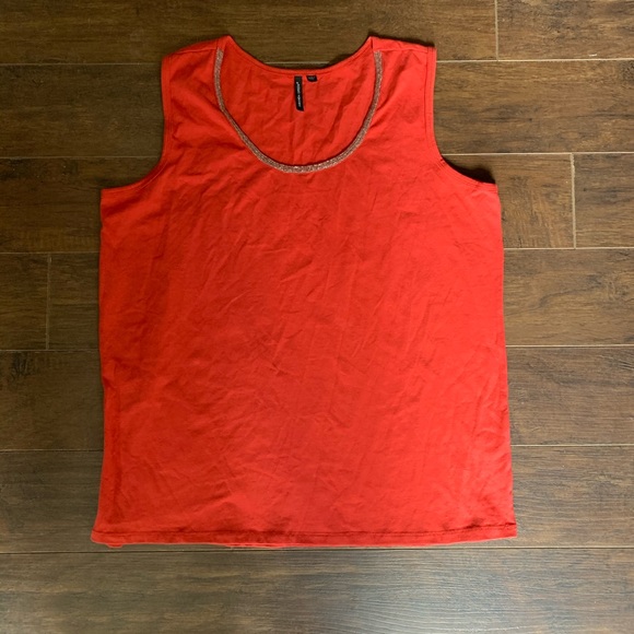 Amanda Green Layered Tunic - Picture 3 of 6